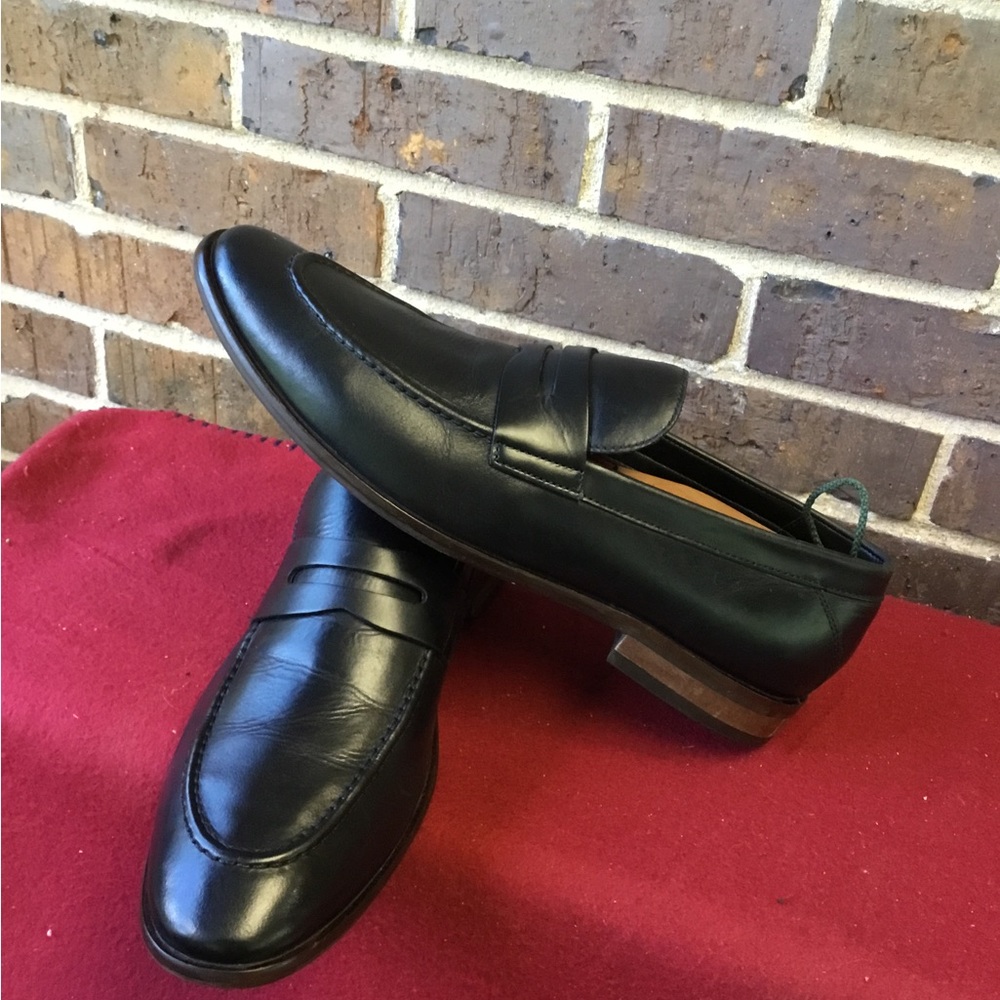 Men's Black Leather Slip-On Penny Loafers